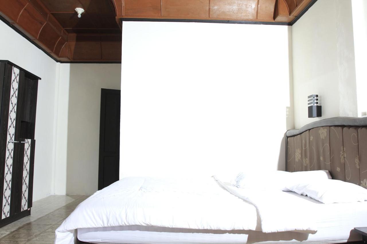 Sony Cottage Samosir Island Экстерьер фото