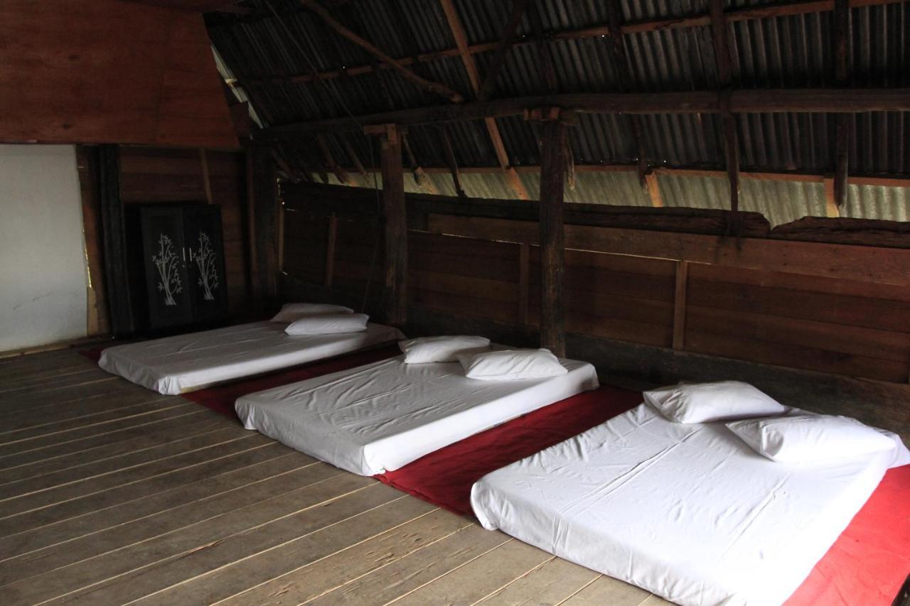 Sony Cottage Samosir Island Экстерьер фото